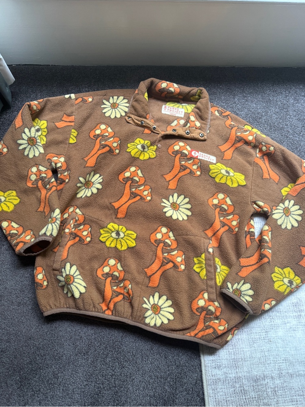 Parks Project Unisex Brown Mushroom Fleece Snap Collar Pullover M